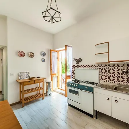 Awesome In With Kitchen Feriehus *